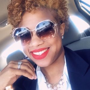 Meet your Posher, Alyssa